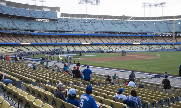 UNIQLO Field at Dodger Stadium - Section 40 Fd Seat View