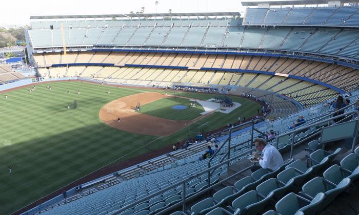 UNIQLO Field at Dodger Stadium - Section 41 Rs Seat View