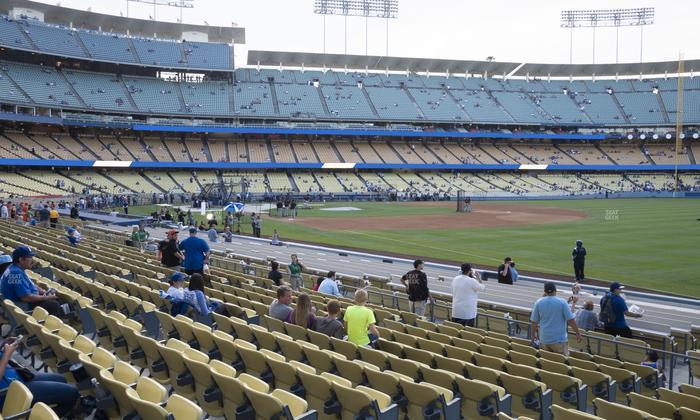 UNIQLO Field at Dodger Stadium - Section 42 Fd Seat View