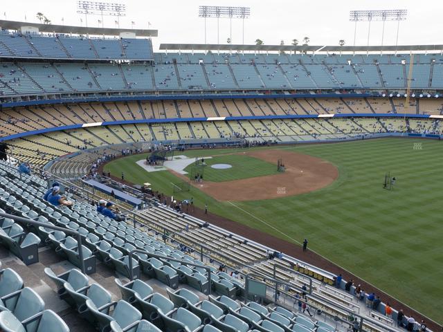 UNIQLO Field at Dodger Stadium - Section 44 Rs Seat View