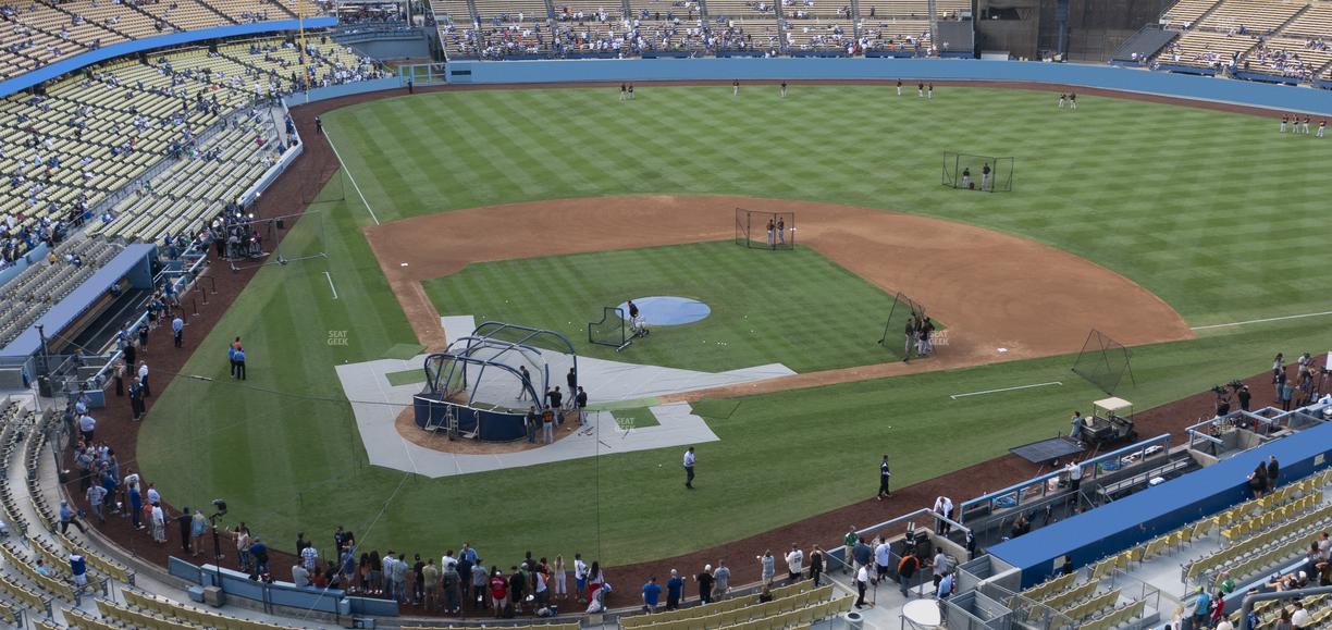 UNIQLO Field at Dodger Stadium - Section 6 Rs Seat View