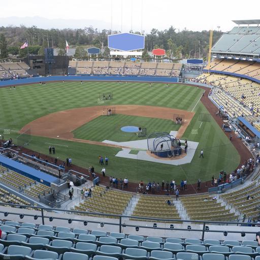 UNIQLO Field at Dodger Stadium - Section 7 Rs Seat View