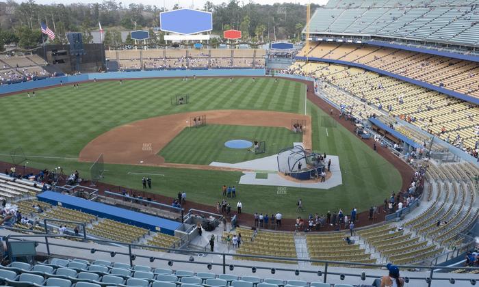 UNIQLO Field at Dodger Stadium - Section 9 Rs Seat View