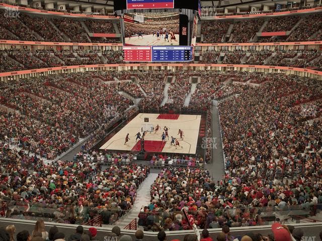 United Center - Section 225 Seat View
