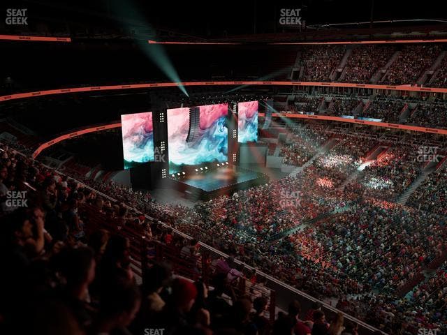 United Center - Section 315 Seat View