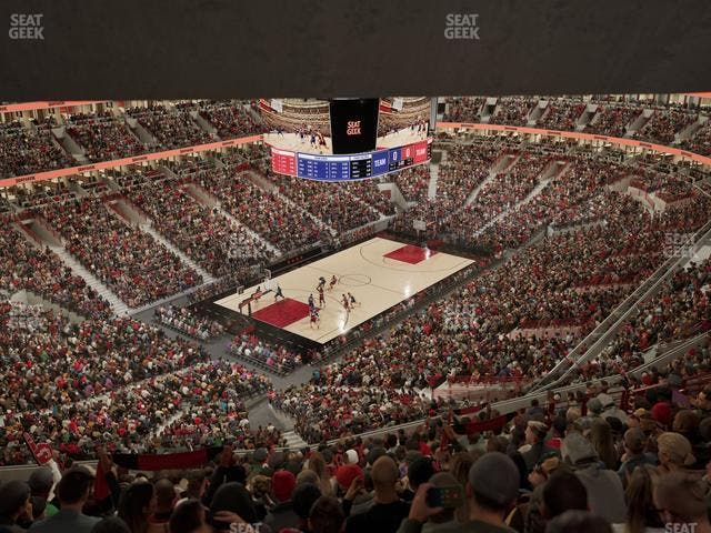 United Center - Section 322 Seat View