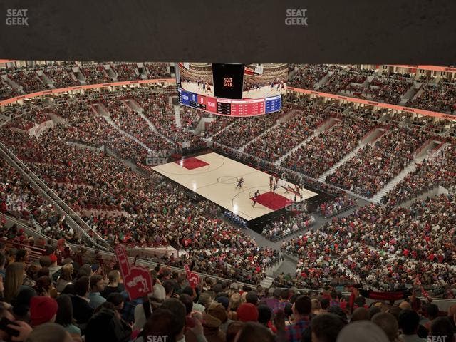United Center - Section 330 Seat View