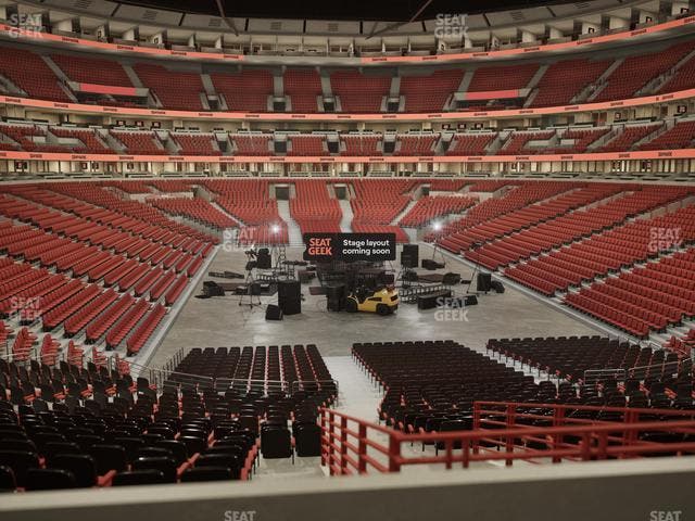 United Center - Section Level I Suite 17 Seat View