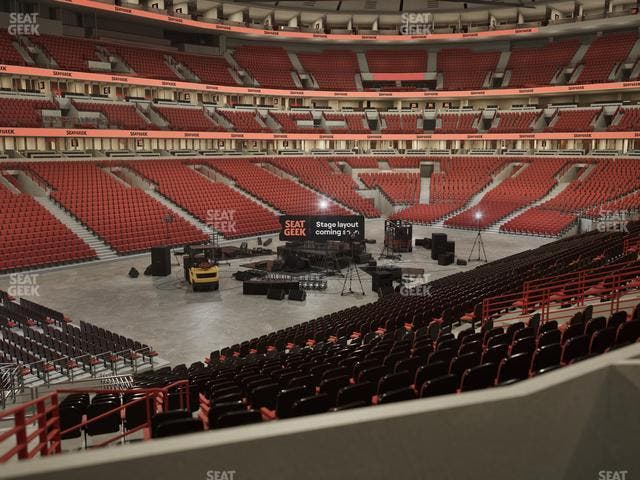 United Center - Section Level I Suite 8 Seat View