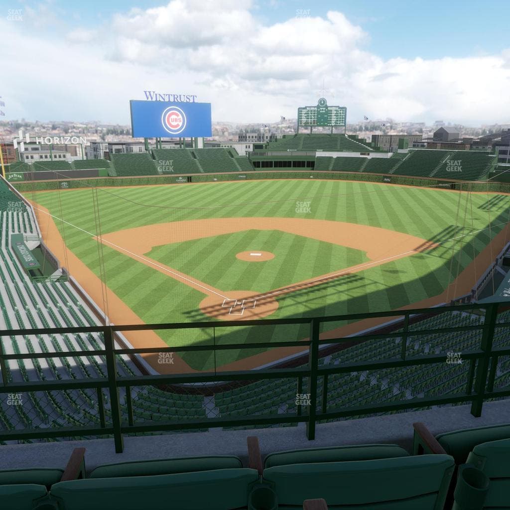 Wrigley Field - Section James Hardie Catalina Club 318 Right Seat View