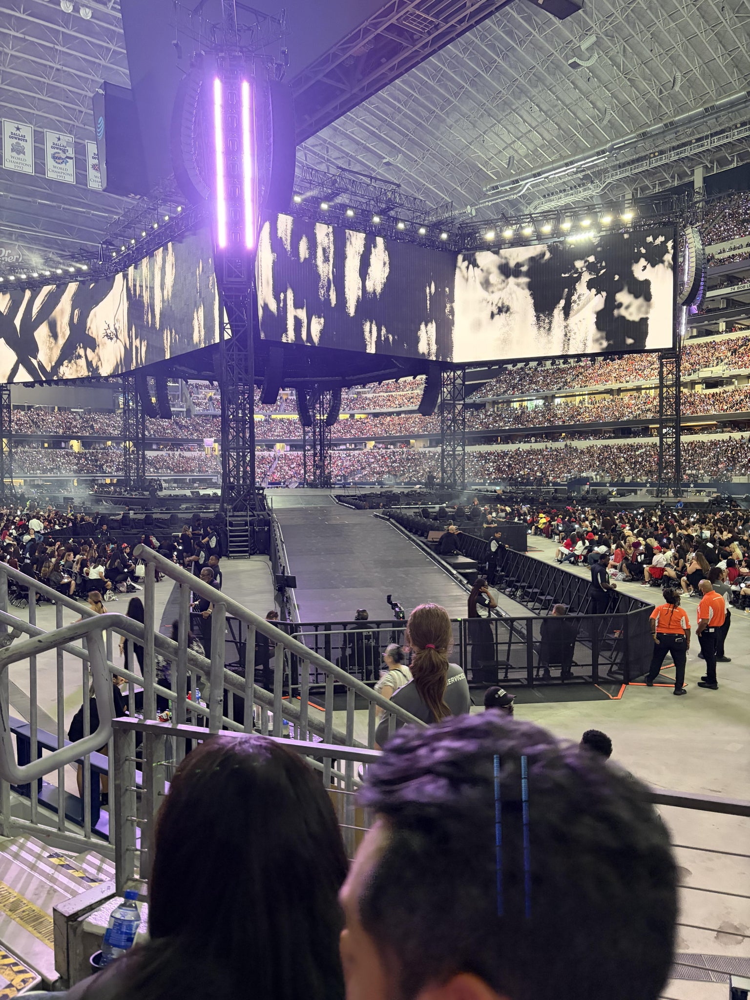 Vue réelle des fans prise de la Section 127 au site AT&T Stadium par Samantha B