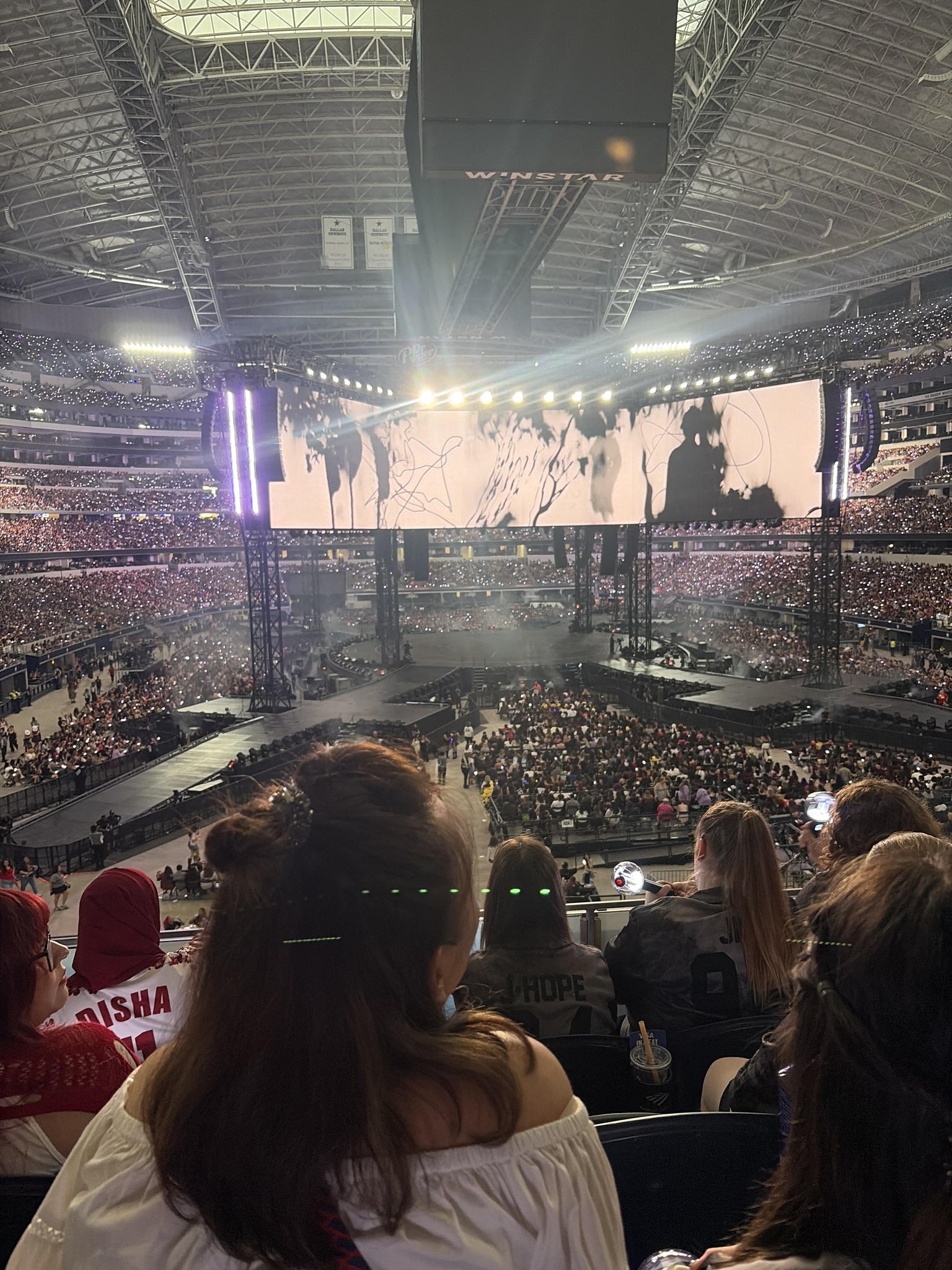 Vue réelle des fans prise de la Section 224 au site AT&T Stadium par Maria M