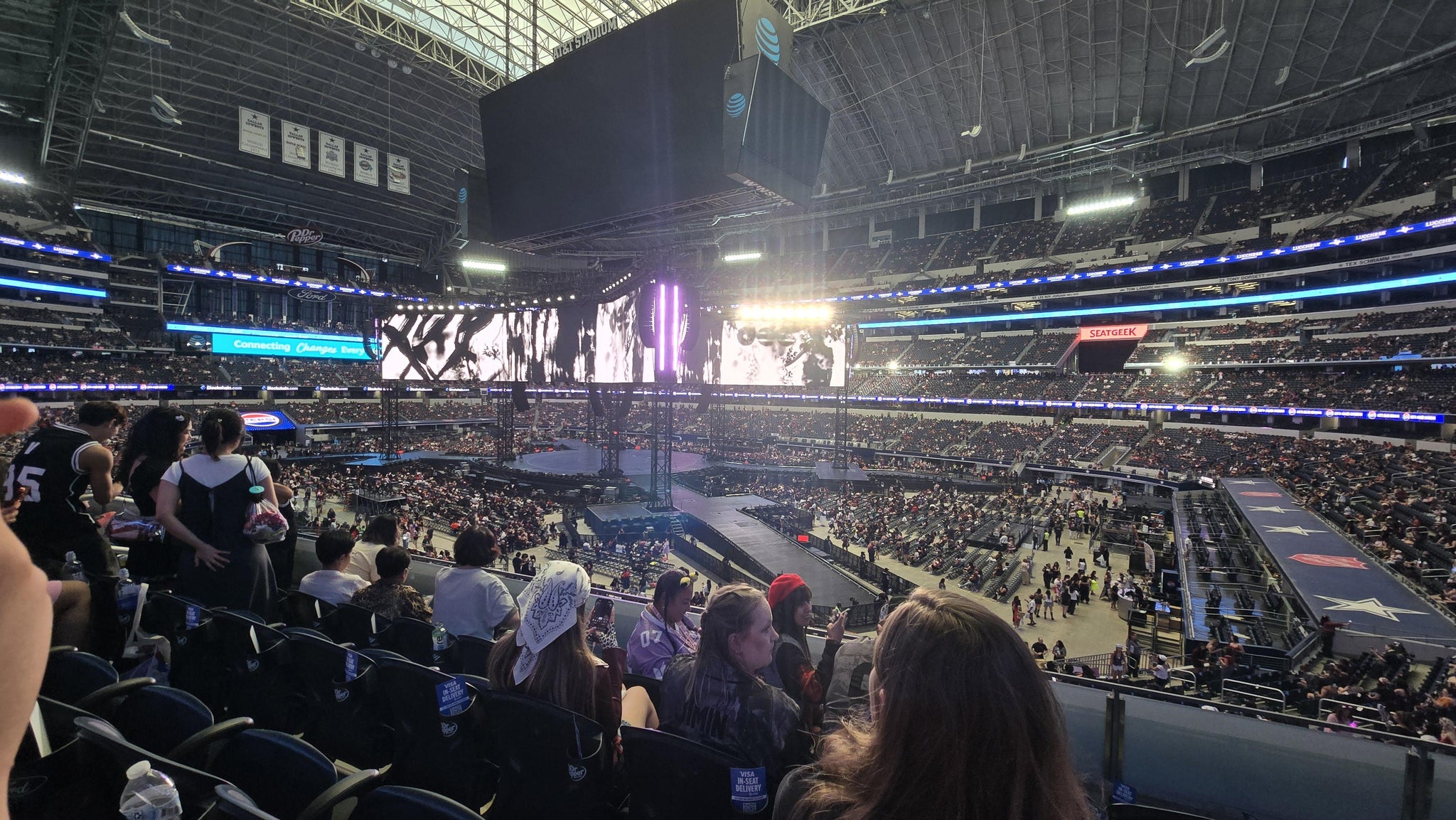 Vue réelle des fans prise de la Section 229 au site AT&T Stadium par Shannon K