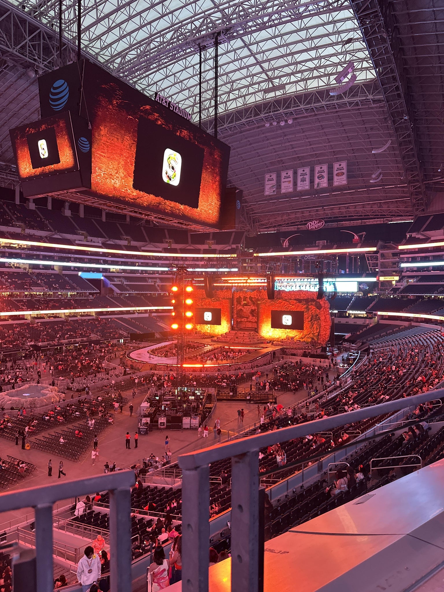 Vue réelle des fans prise de la Section 317 au site AT&T Stadium par Melissa G