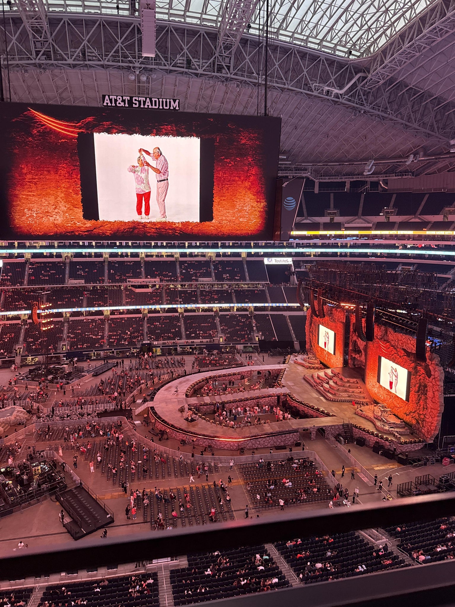 Vue réelle des fans prise de la Section 412 au site AT&T Stadium par Miguel H