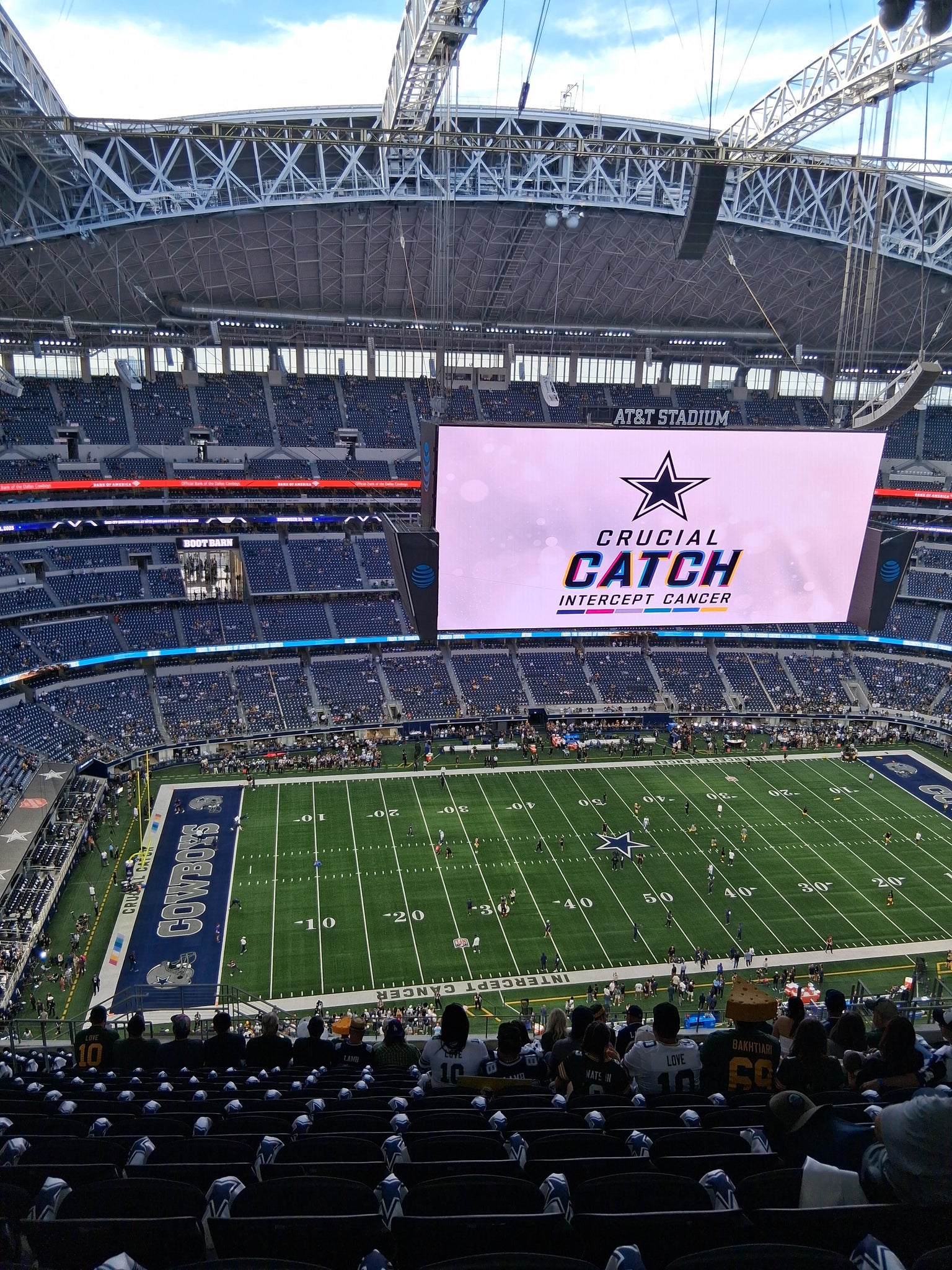 Real Fan View taken from Section 415 at AT&T Stadium by Miguel jr R