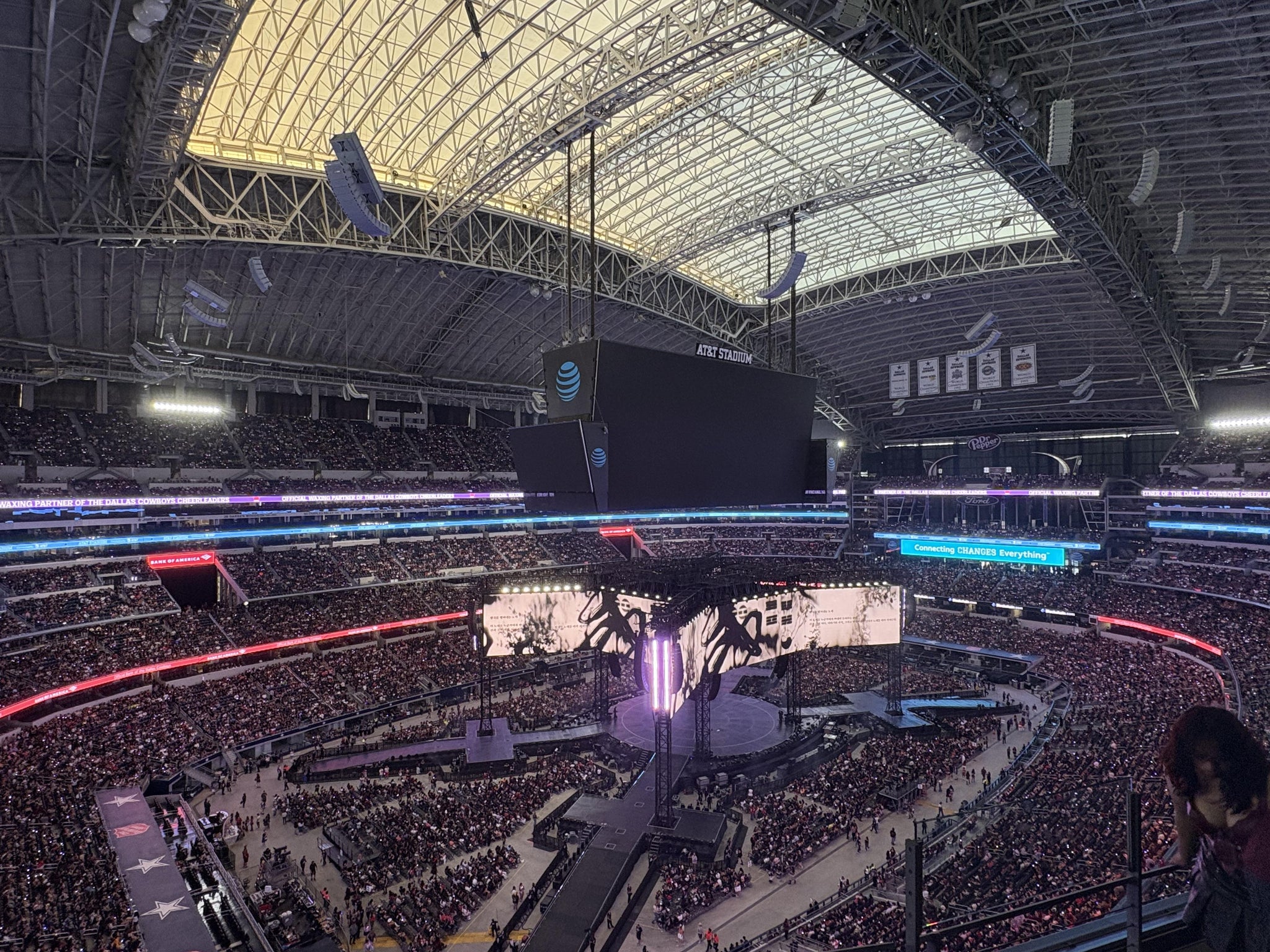 Vue réelle des fans prise de la Section 419 au site AT&T Stadium par Anna M