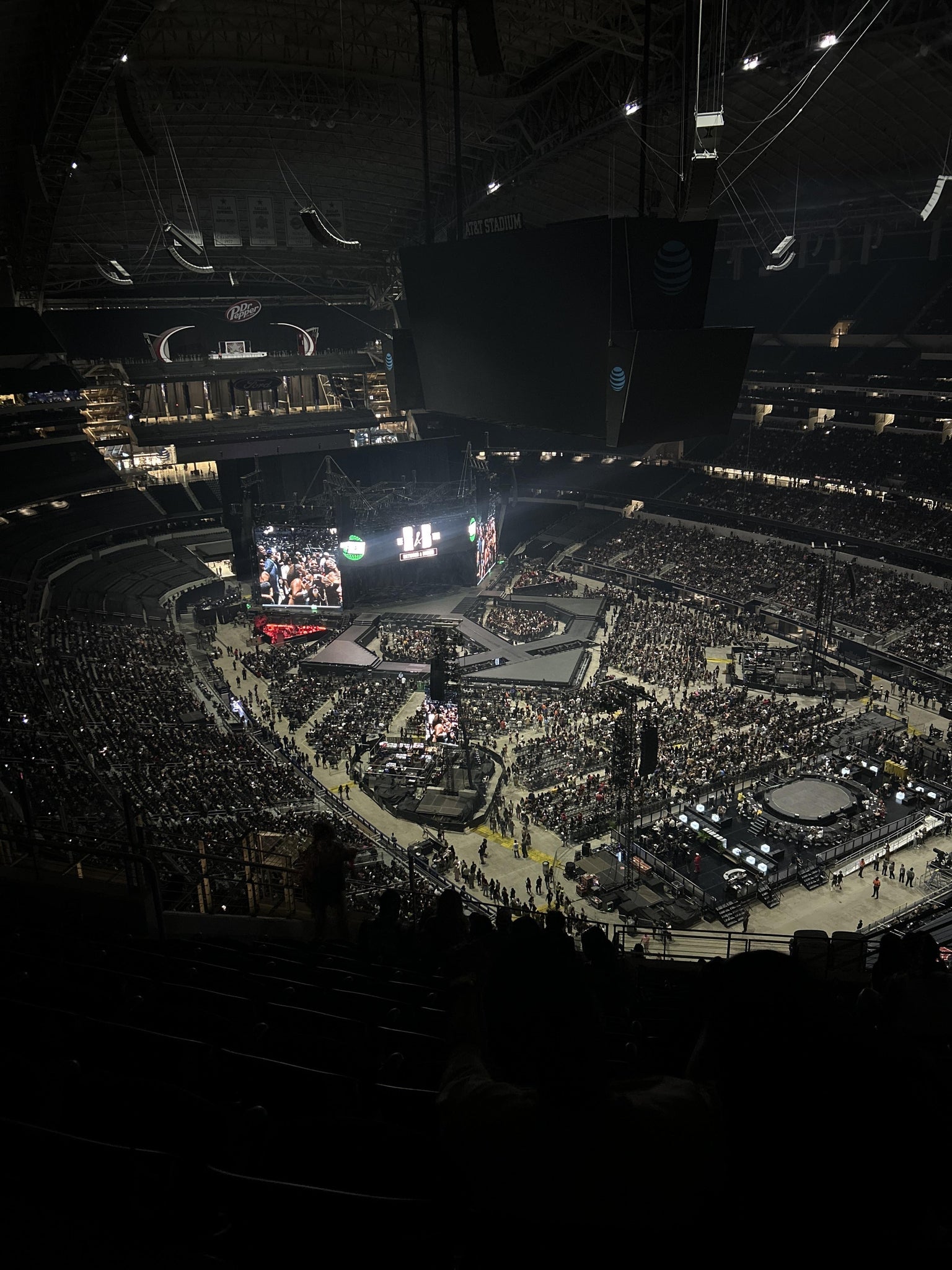 Real Fan View taken from Section 432 at AT&T Stadium by Luis Z