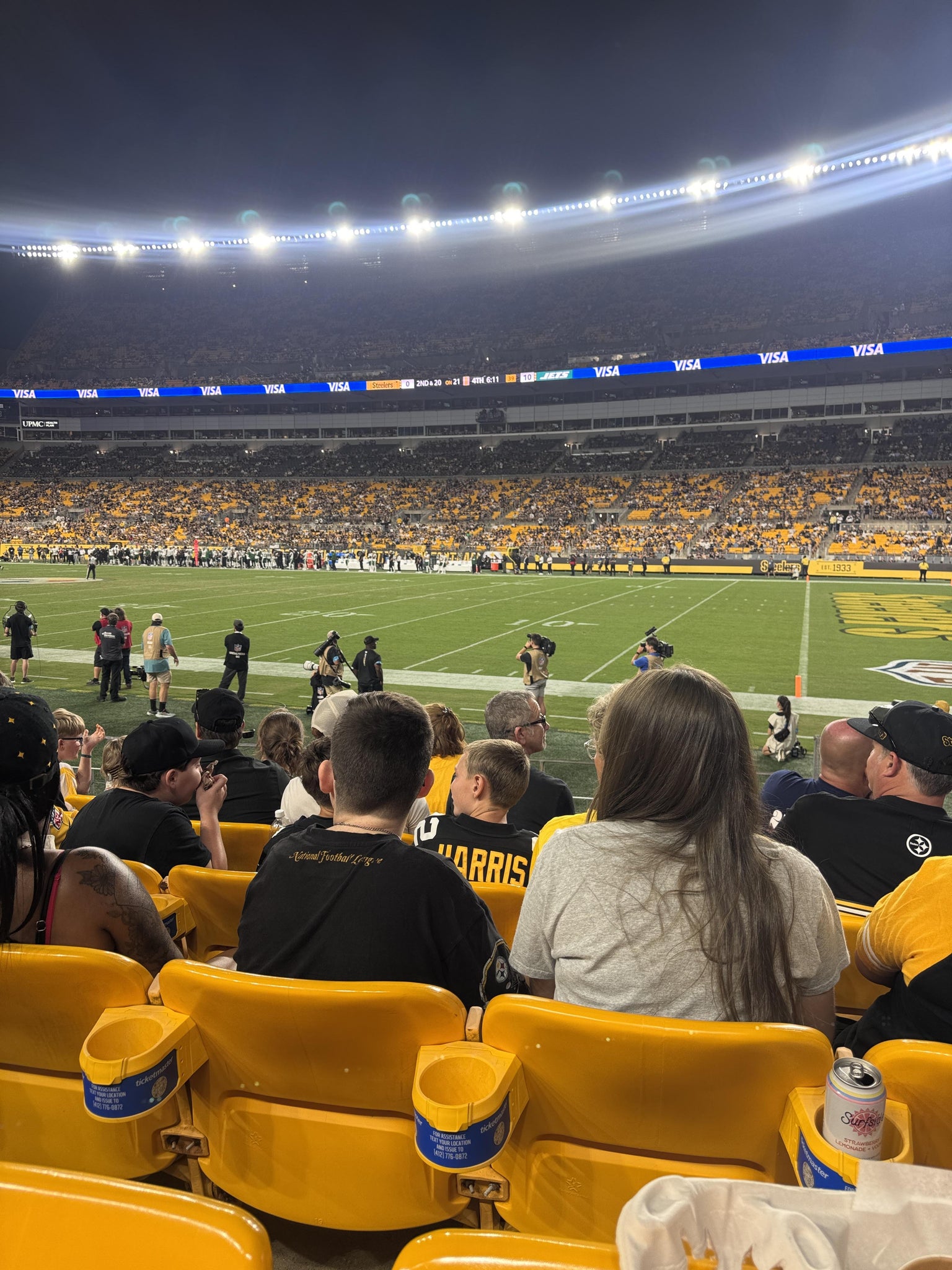 Vue réelle des fans prise de la Section 138 au site Acrisure Stadium par Tinesha T
