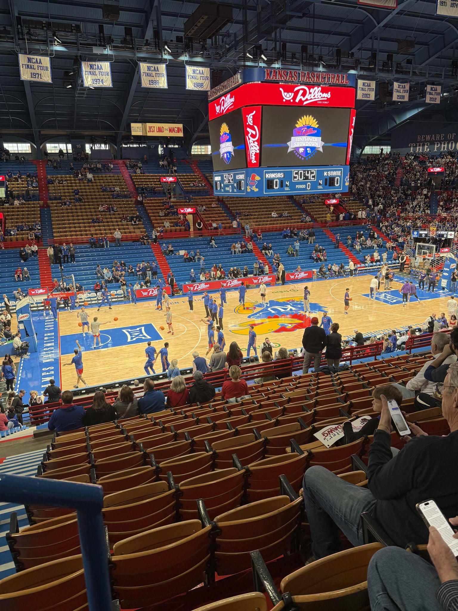 Vue réelle des fans prise de la Section 7 au site Allen Fieldhouse par Debbie T