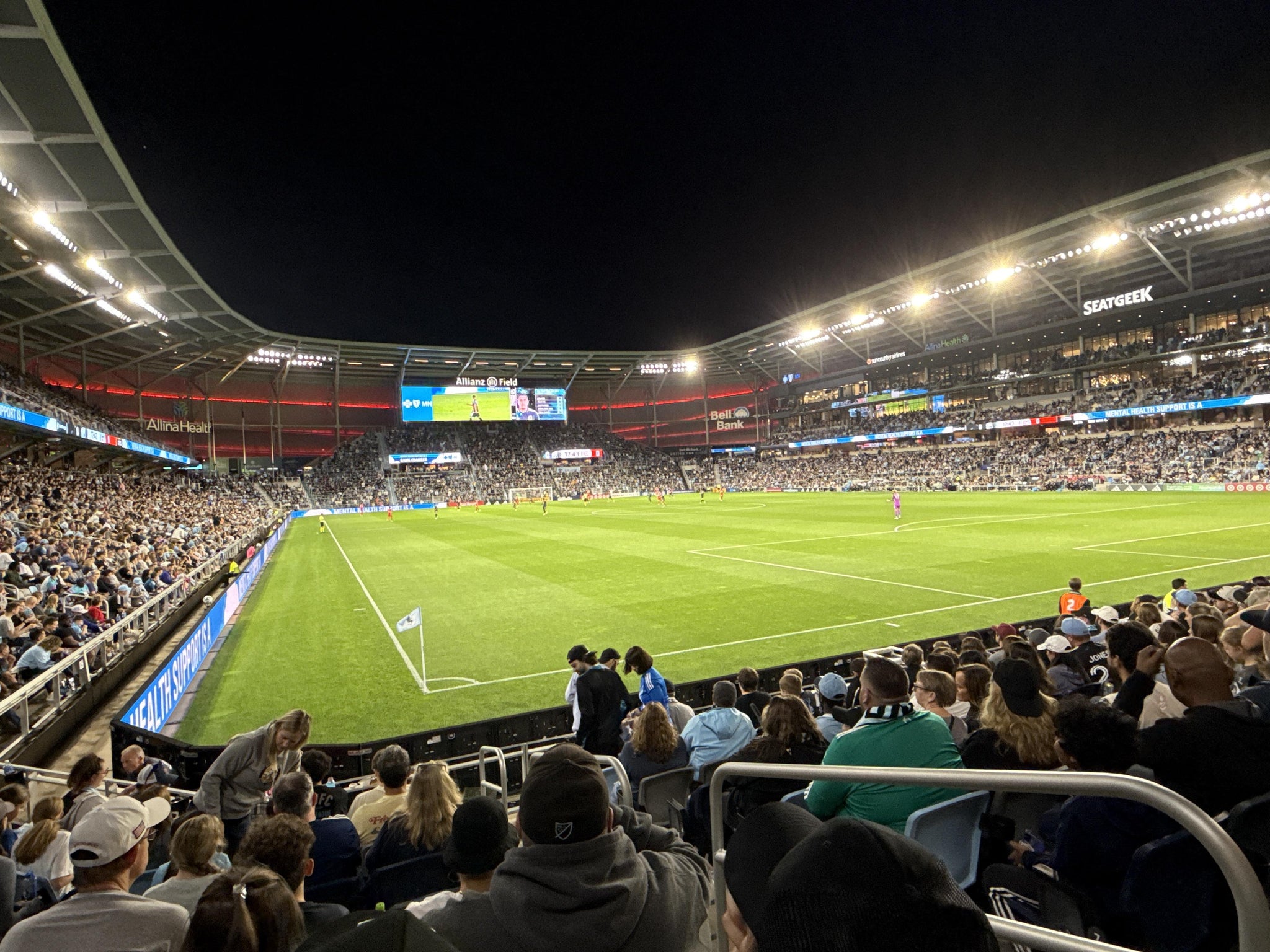 Vue réelle des fans prise de la Section 07 au site Allianz Field par Cean Q