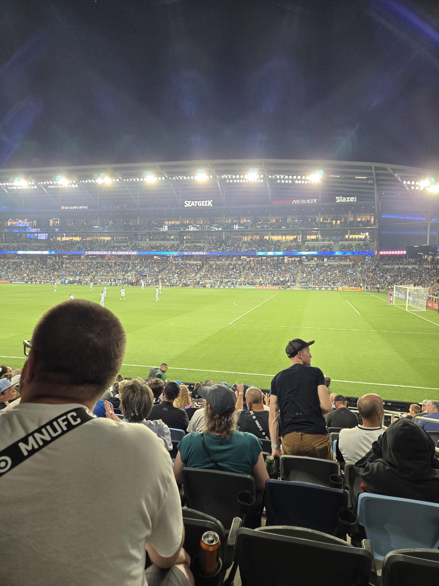 Vue réelle des fans prise de la Section 10 au site Allianz Field par Jeff B