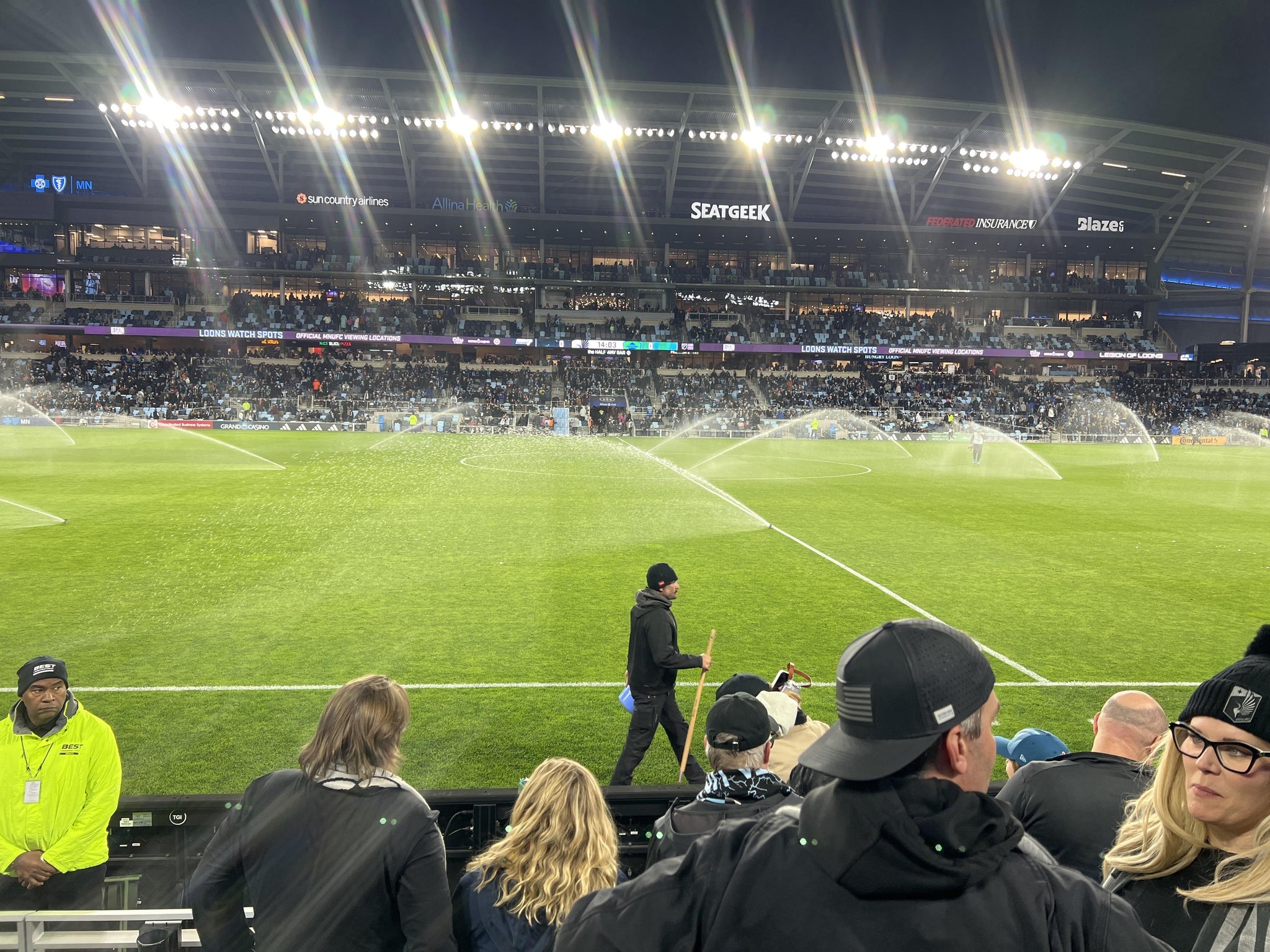 Vue réelle des fans prise de la Section 13 au site Allianz Field par Patricia P