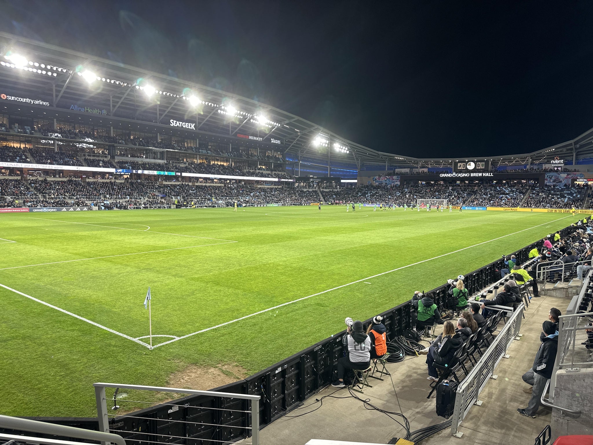 Vue réelle des fans prise de la Section 18 au site Allianz Field par Bryan C