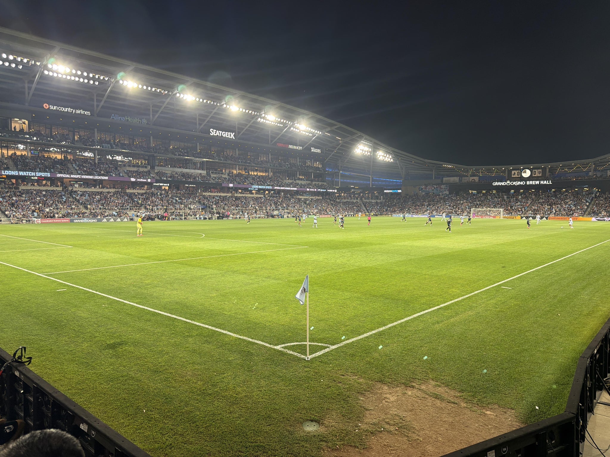 Vue réelle des fans prise de la Section 19 au site Allianz Field par Scott W