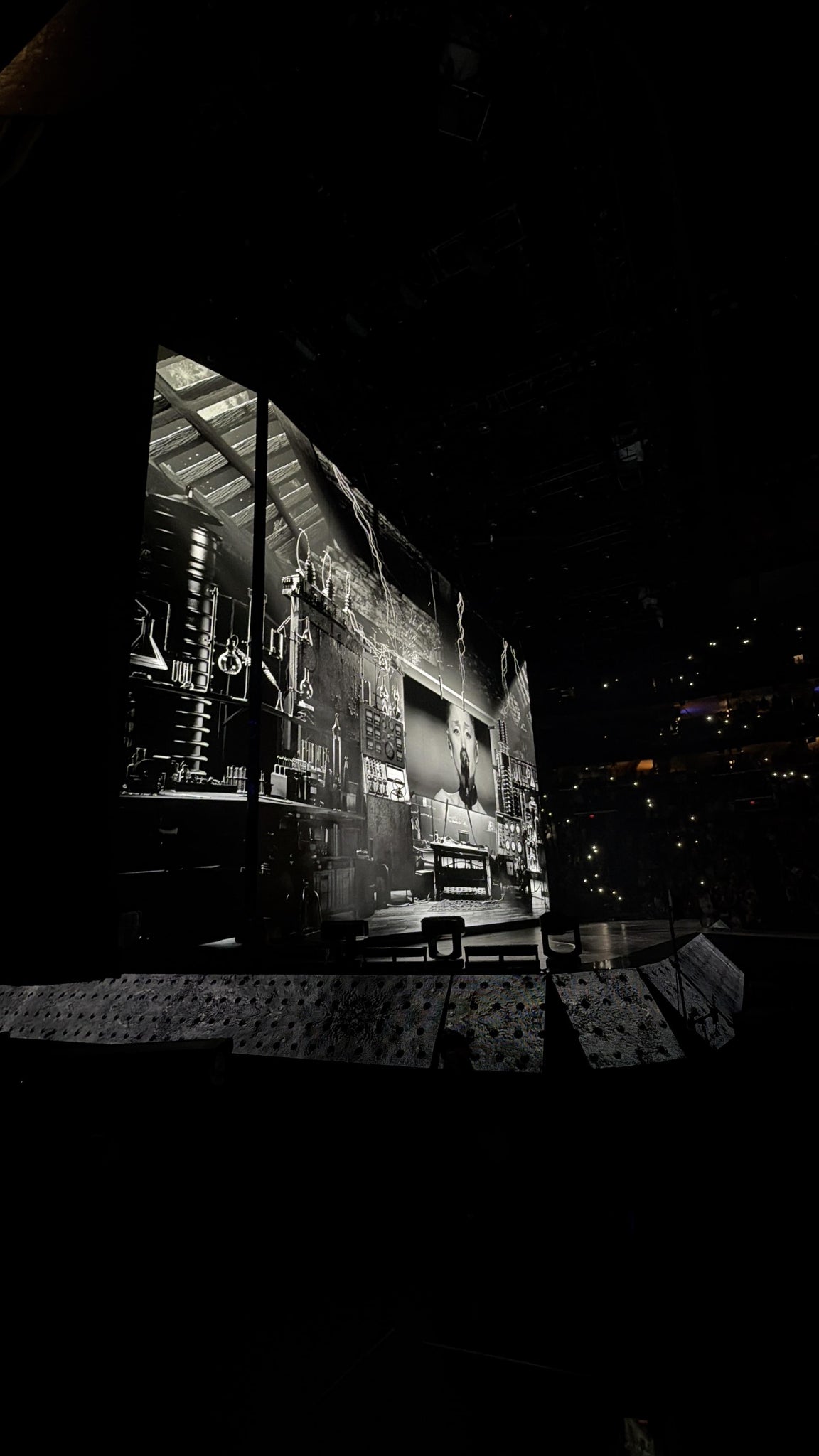 Vue réelle des fans prise de la Section 121 au site Amerant Bank Arena par Mondy M