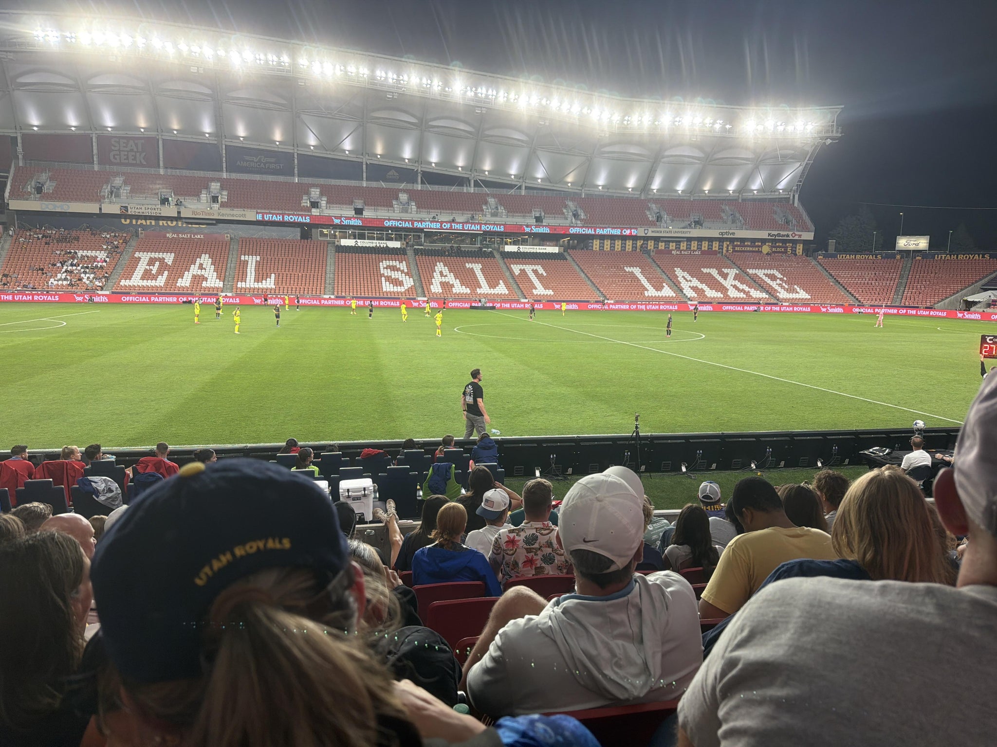 Vue réelle des fans prise de la Section 20 au site America First Field par Alexander C