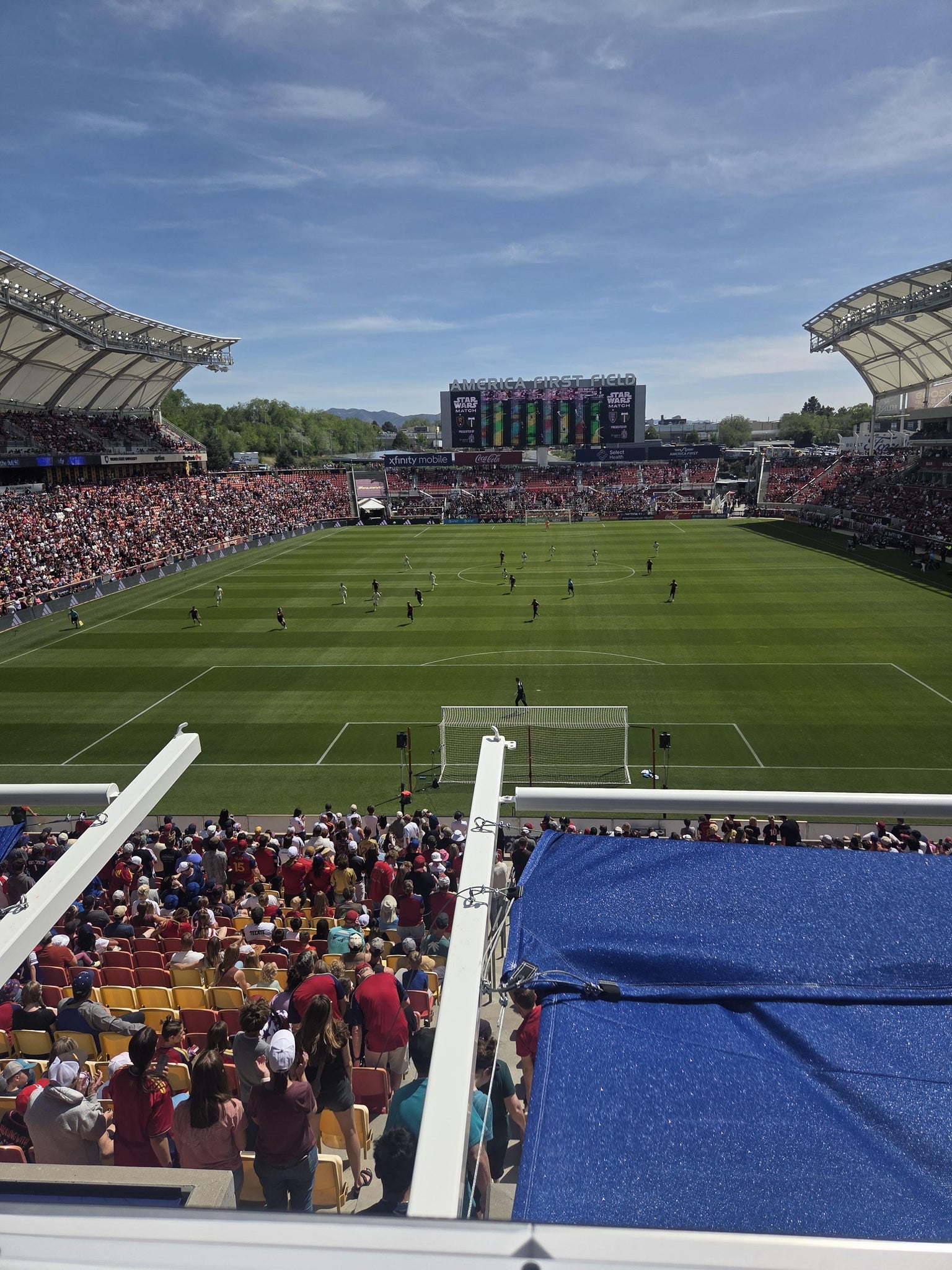 Vue réelle des fans prise de la Section N 229 au site America First Field par Ashliegh C