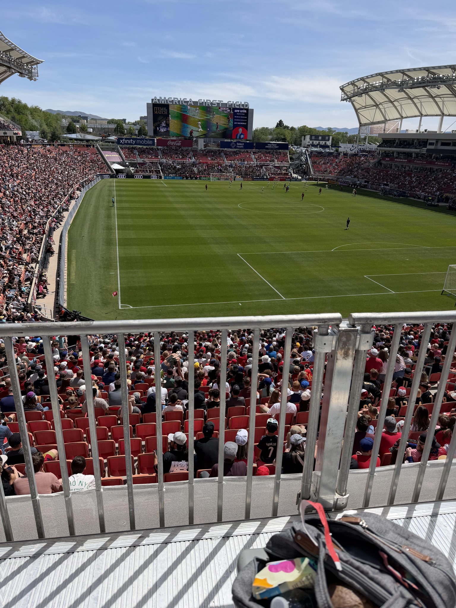 Vue réelle des fans prise de la Section N 231 au site America First Field par Aaron B