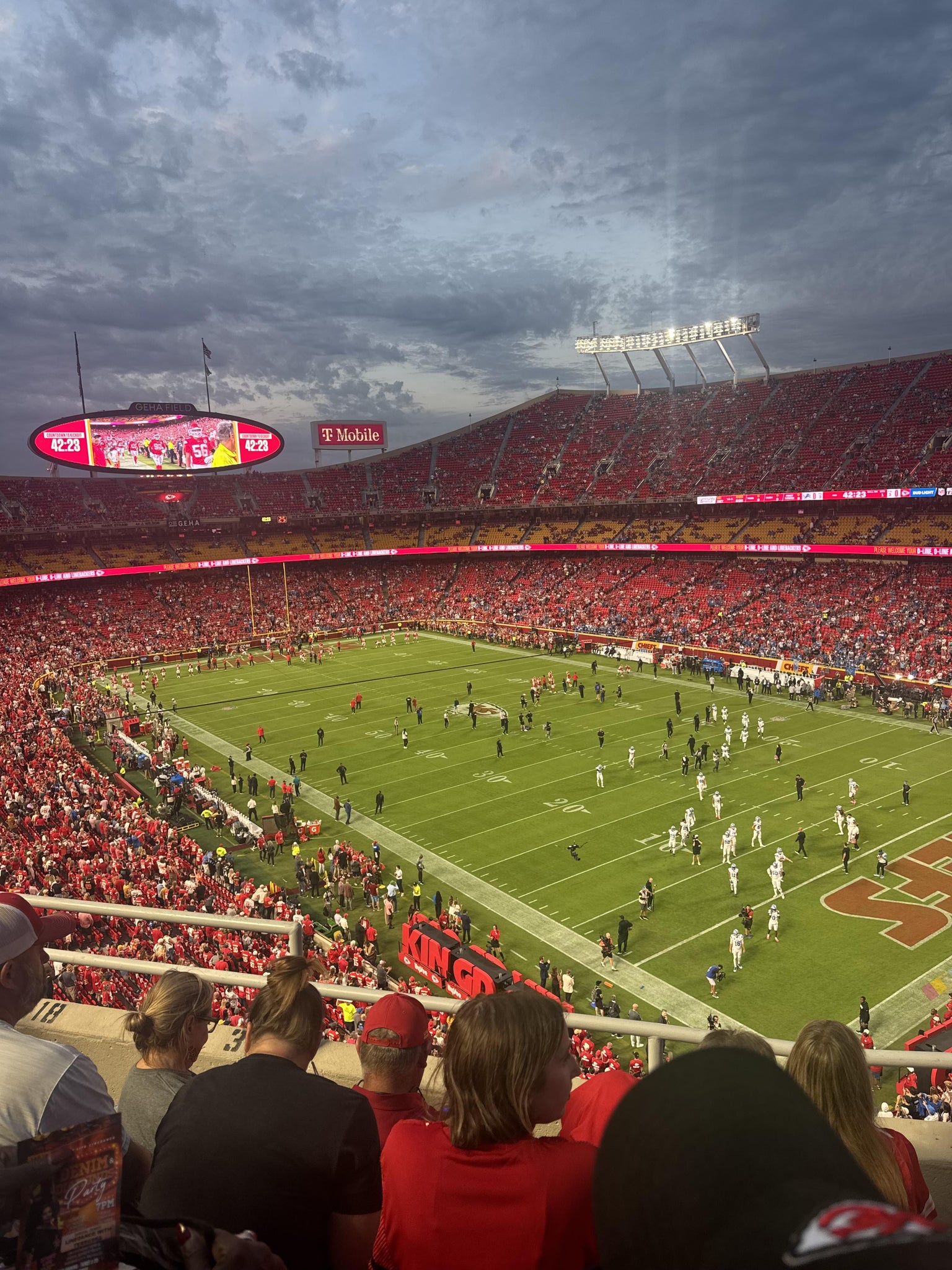 Vue réelle des fans prise de la Section 317 au site Arrowhead Stadium par Austin K