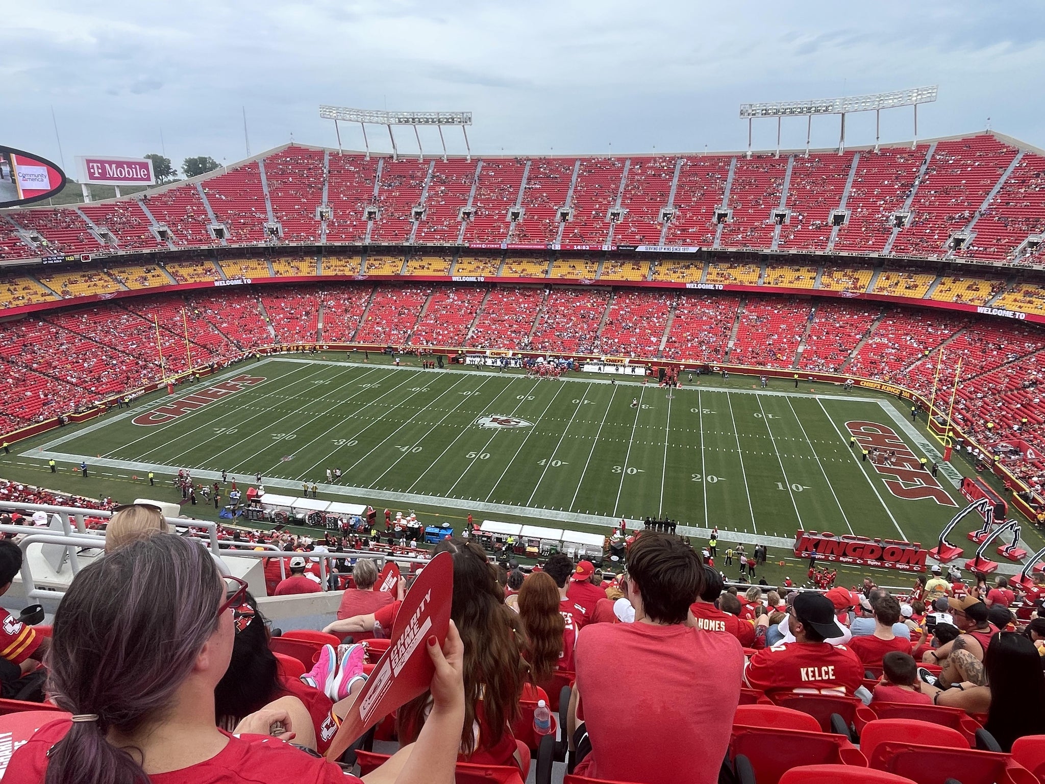 Vue réelle des fans prise de la Section 322 au site Arrowhead Stadium par Jason Y