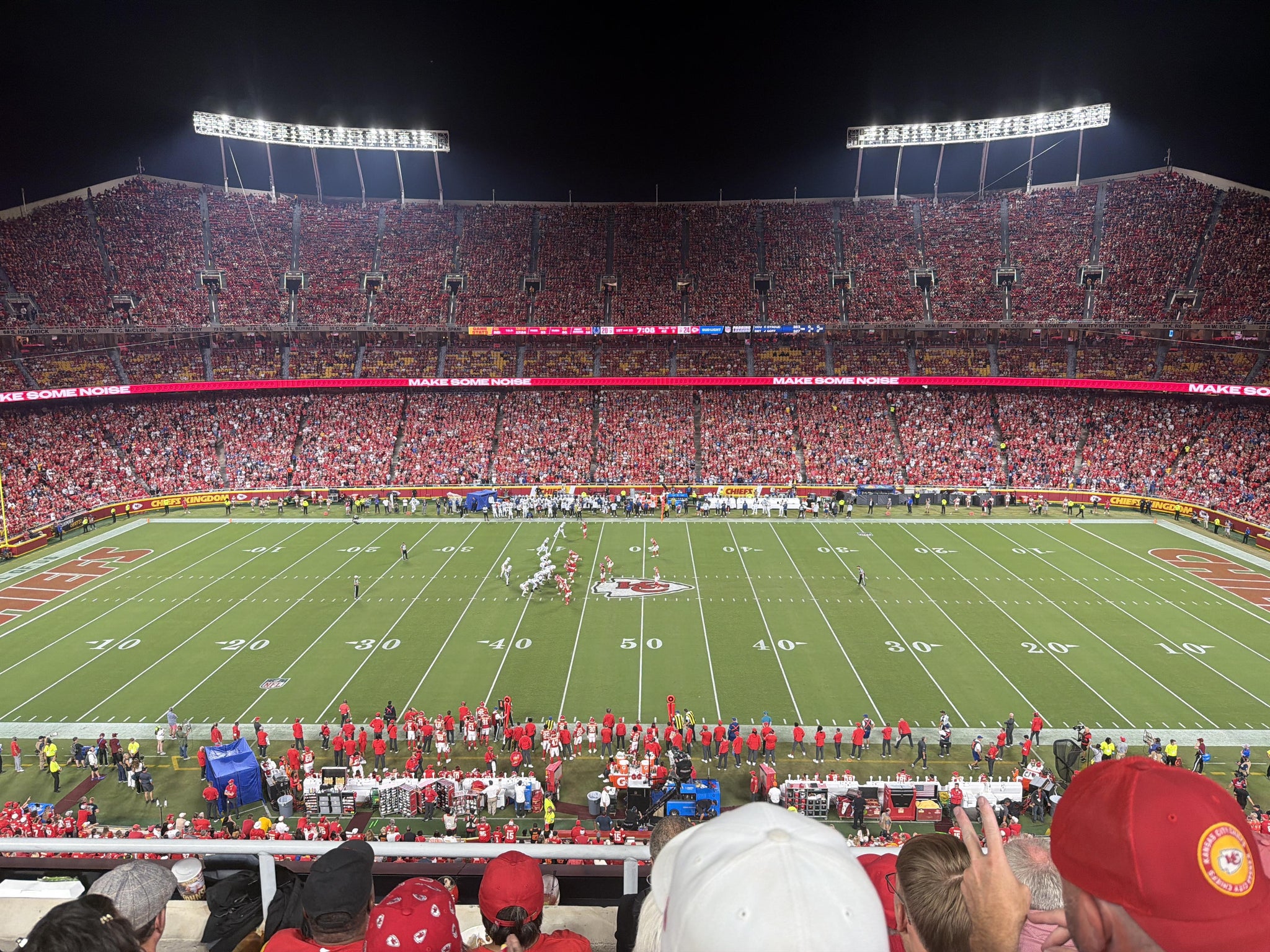 Vue réelle des fans prise de la Section 324 au site Arrowhead Stadium par Brody S