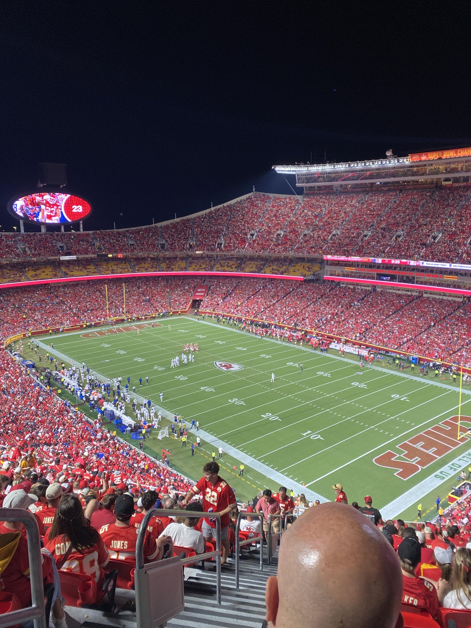 Vue réelle des fans prise de la Section 340 au site Arrowhead Stadium par Amelia O