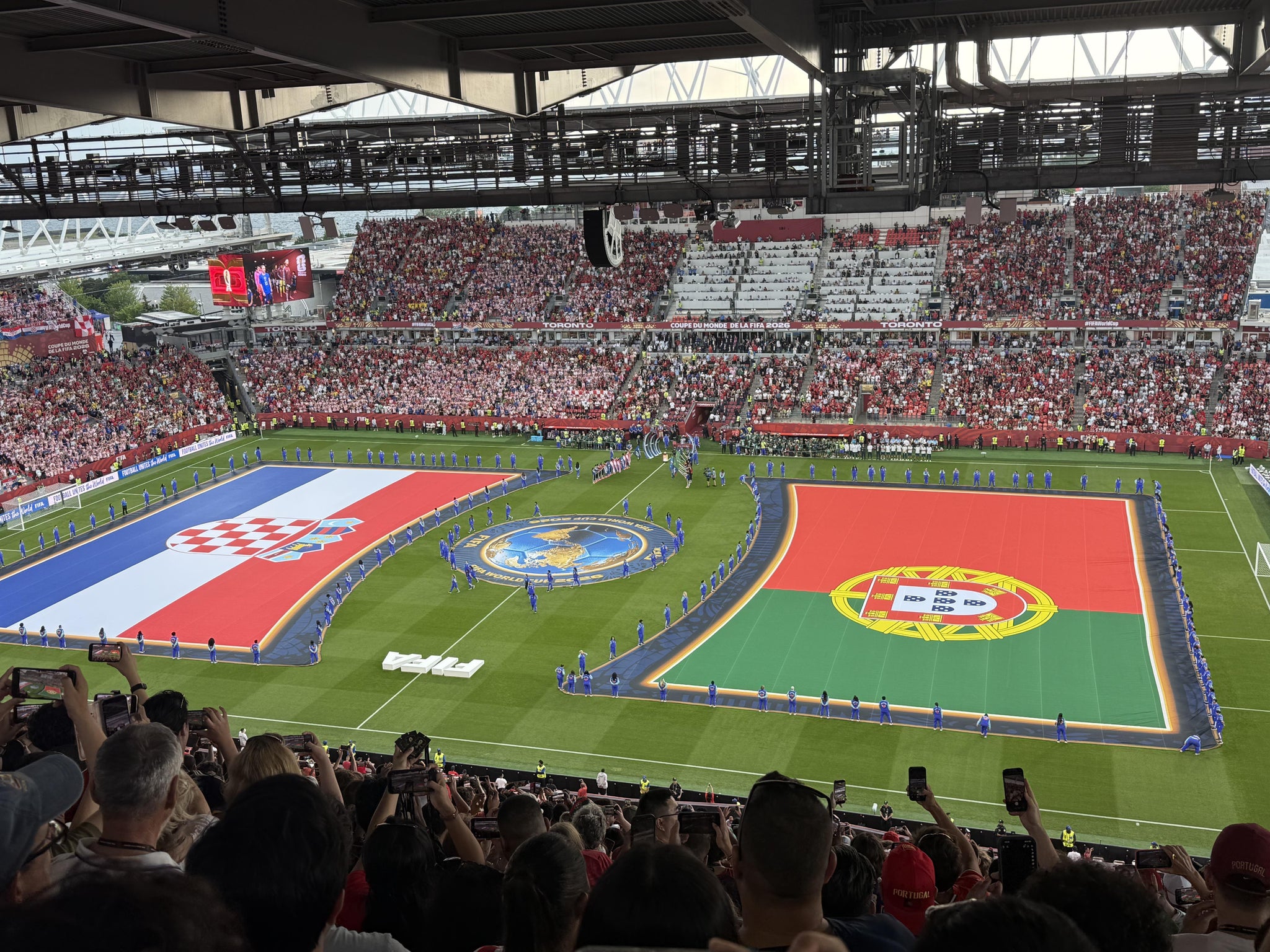 Vue réelle des fans prise de la Section 205 au site BMO Field par Brandon A
