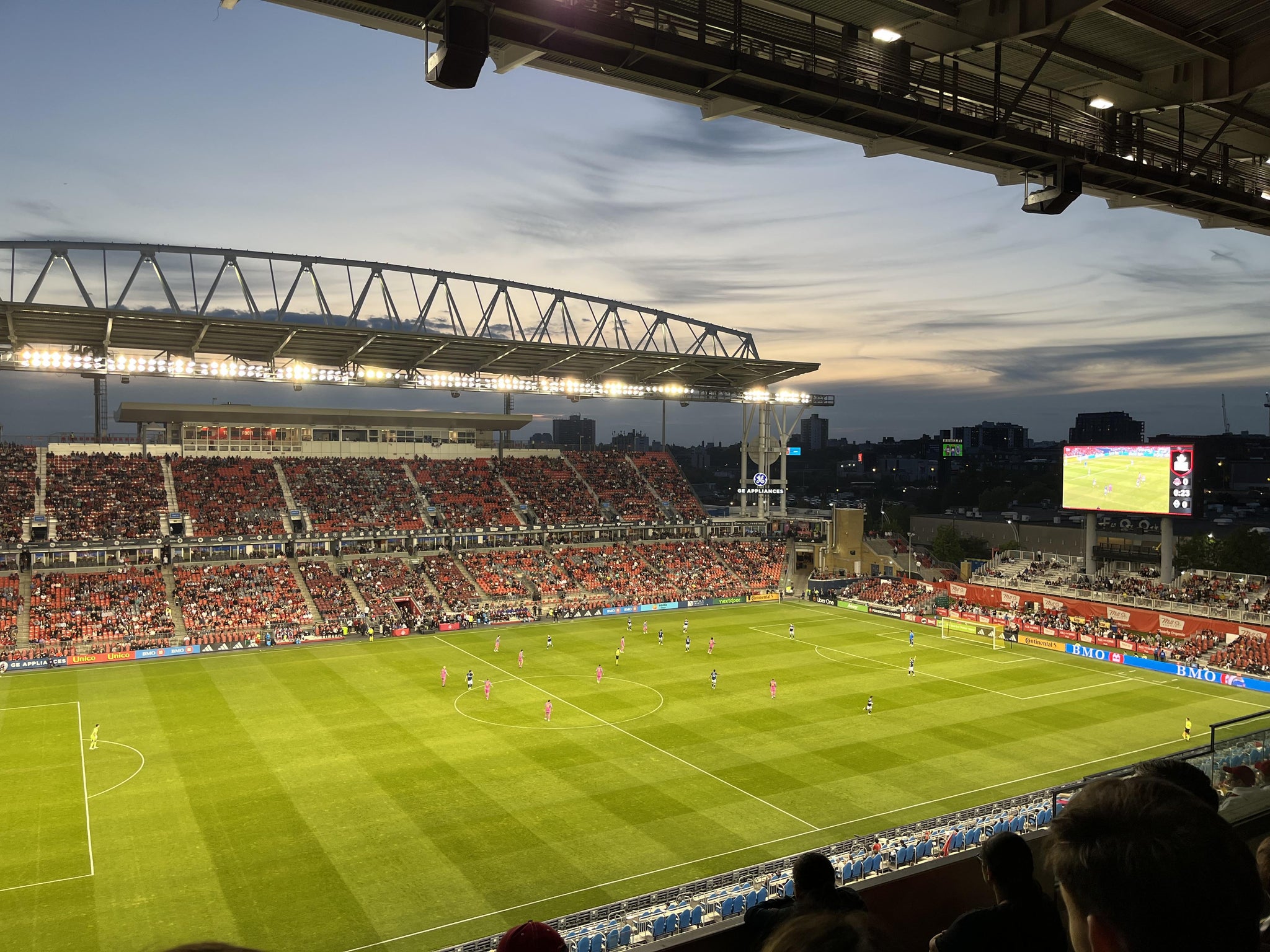 Vue réelle des fans prise de la Section 209 au site BMO Field par Vedant P