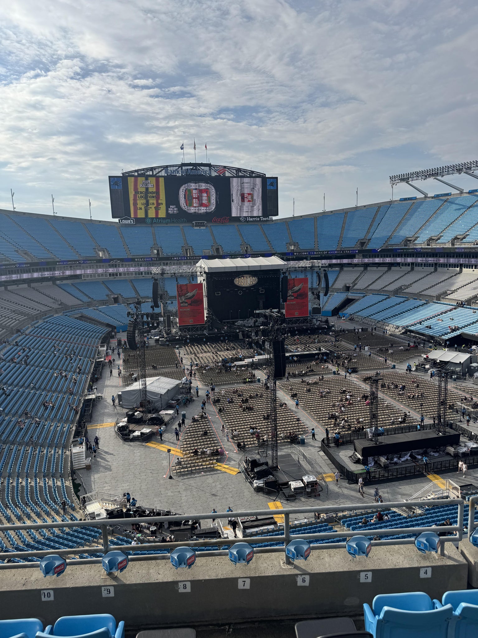 Vue réelle des fans prise de la Section 531 au site Bank of America Stadium par Tammy K