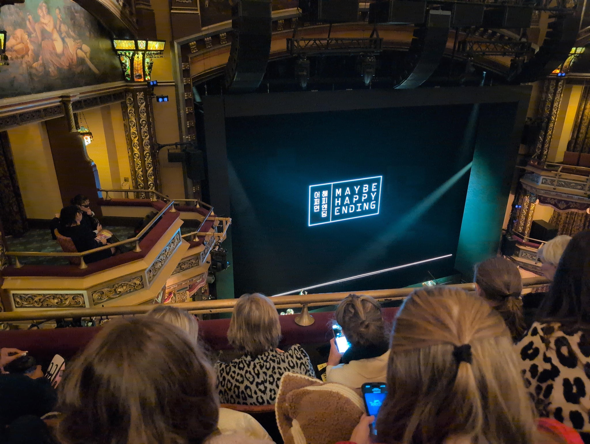 Vue réelle des fans prise de la Balco au site Belasco Theatre - NY par Naima B