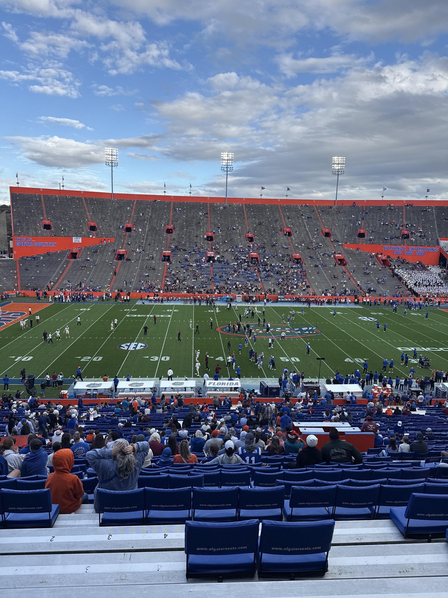 Vue réelle des fans prise de la Section 11 au site Ben Hill Griffin Stadium par Crissy W