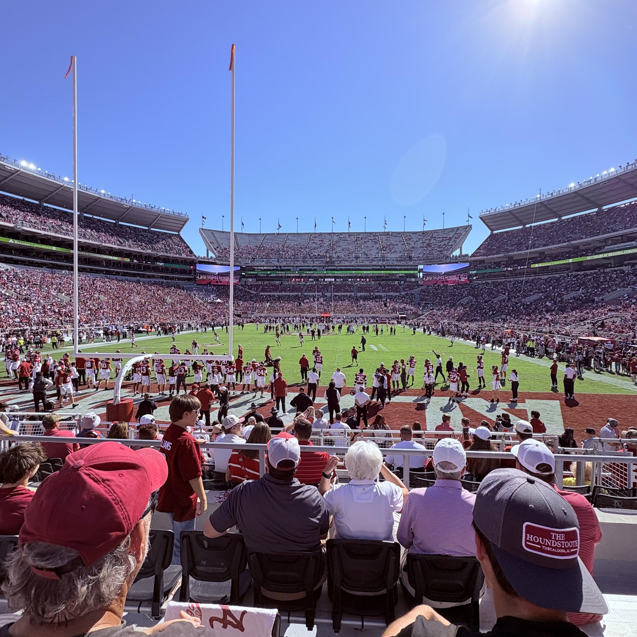 Vue réelle des fans prise de la Section 117 au site Bryant-Denny Stadium par Paul C