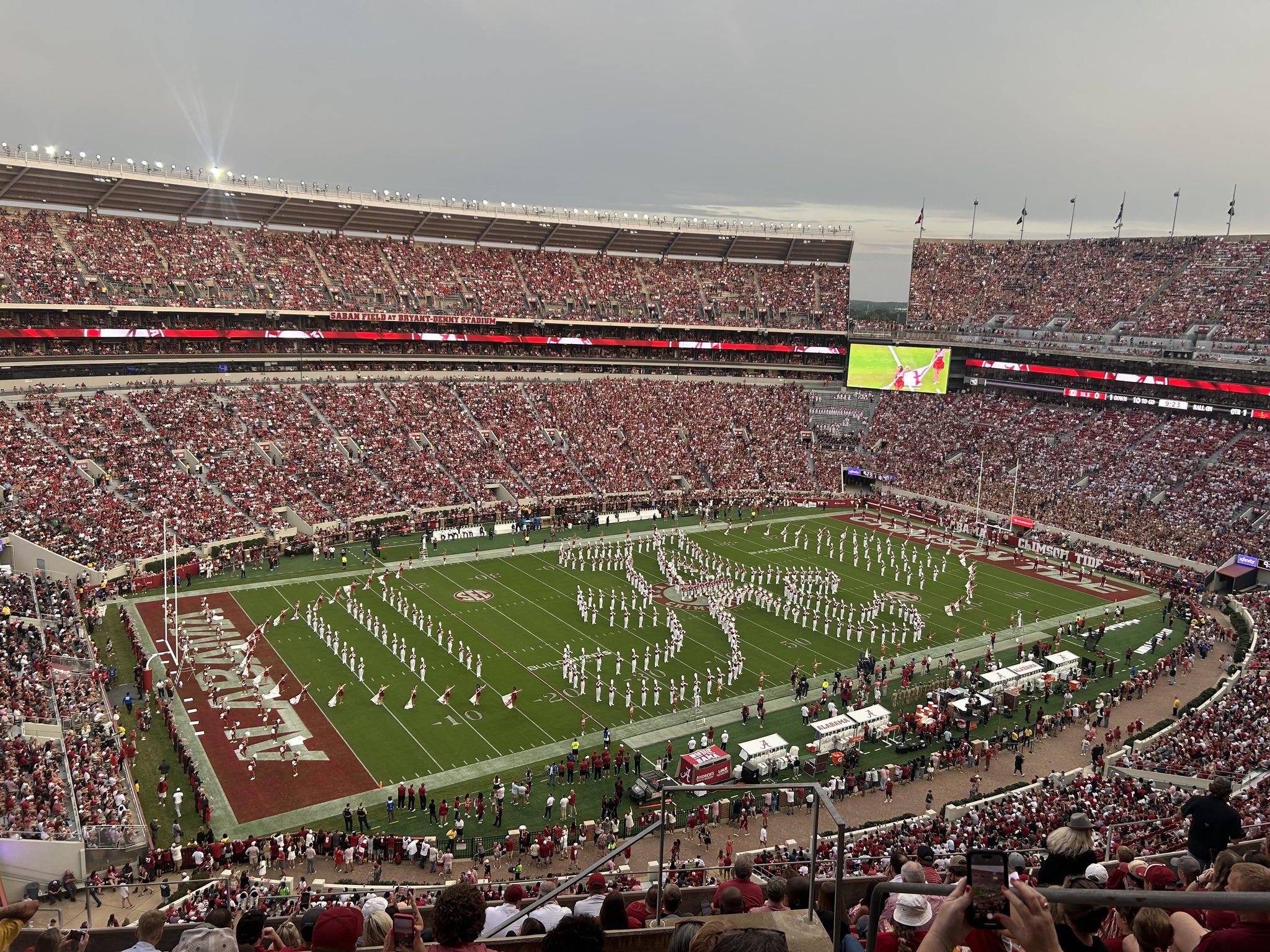 Vue réelle des fans prise de la Section 814 au site Bryant-Denny Stadium par Jason R
