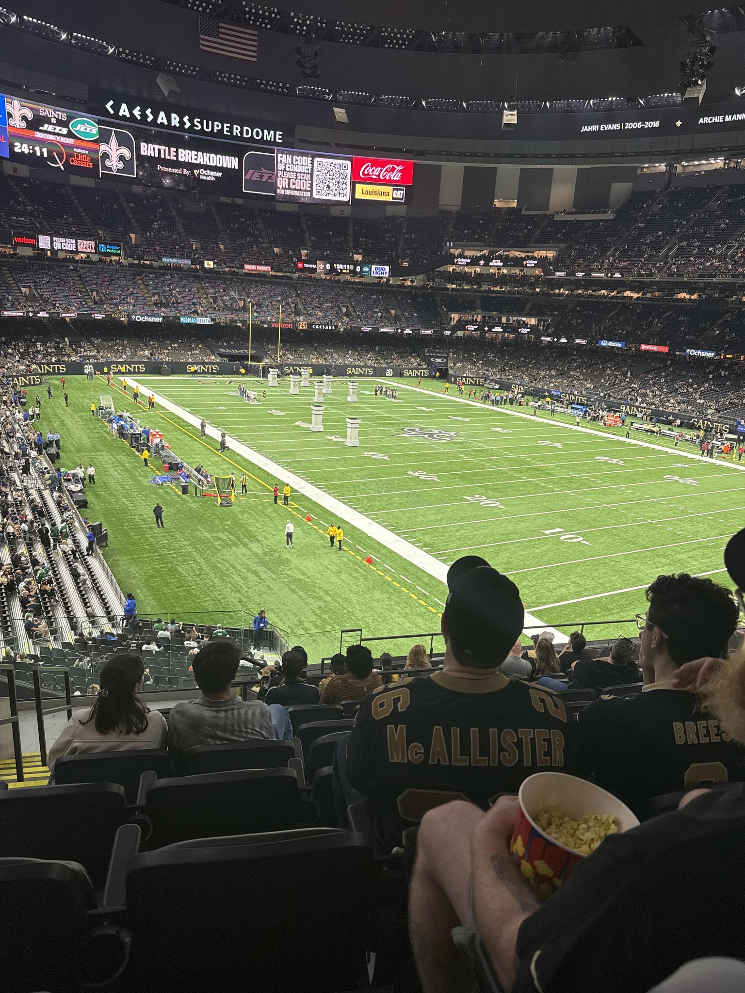 Vue réelle des fans prise de la Section 304 C au site Caesars Superdome par Doug D