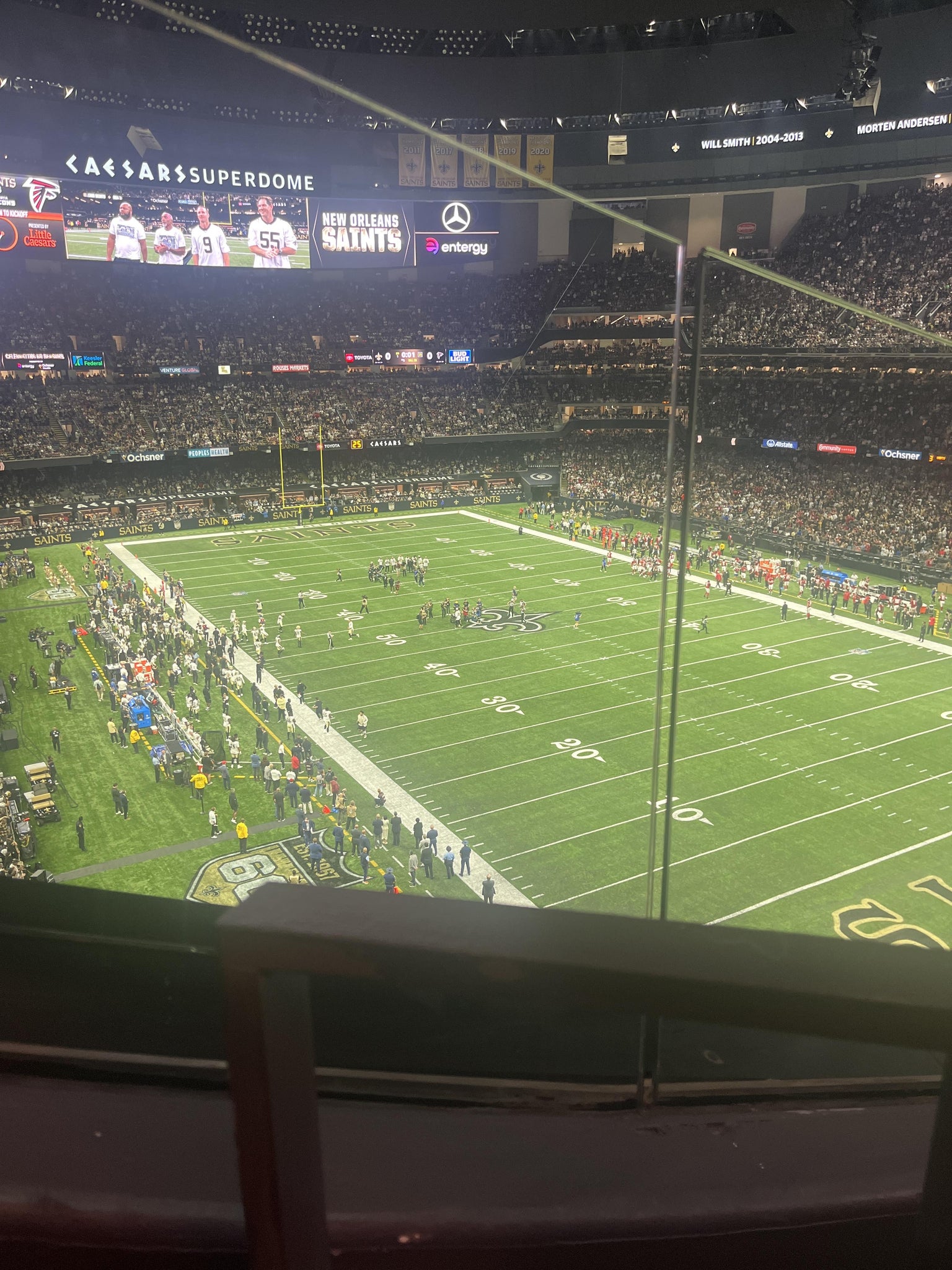 Vue réelle des fans prise de la Section 534 au site Caesars Superdome par George R