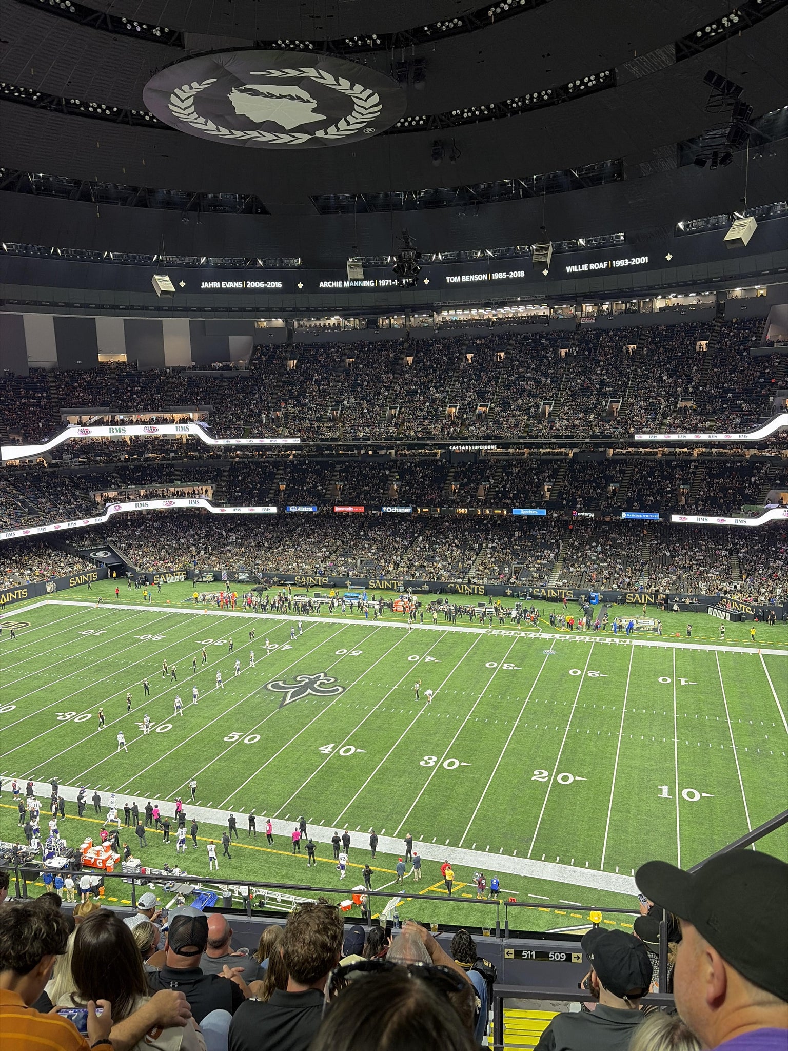 Vue réelle des fans prise de la Section 611 au site Caesars Superdome par Matthew M