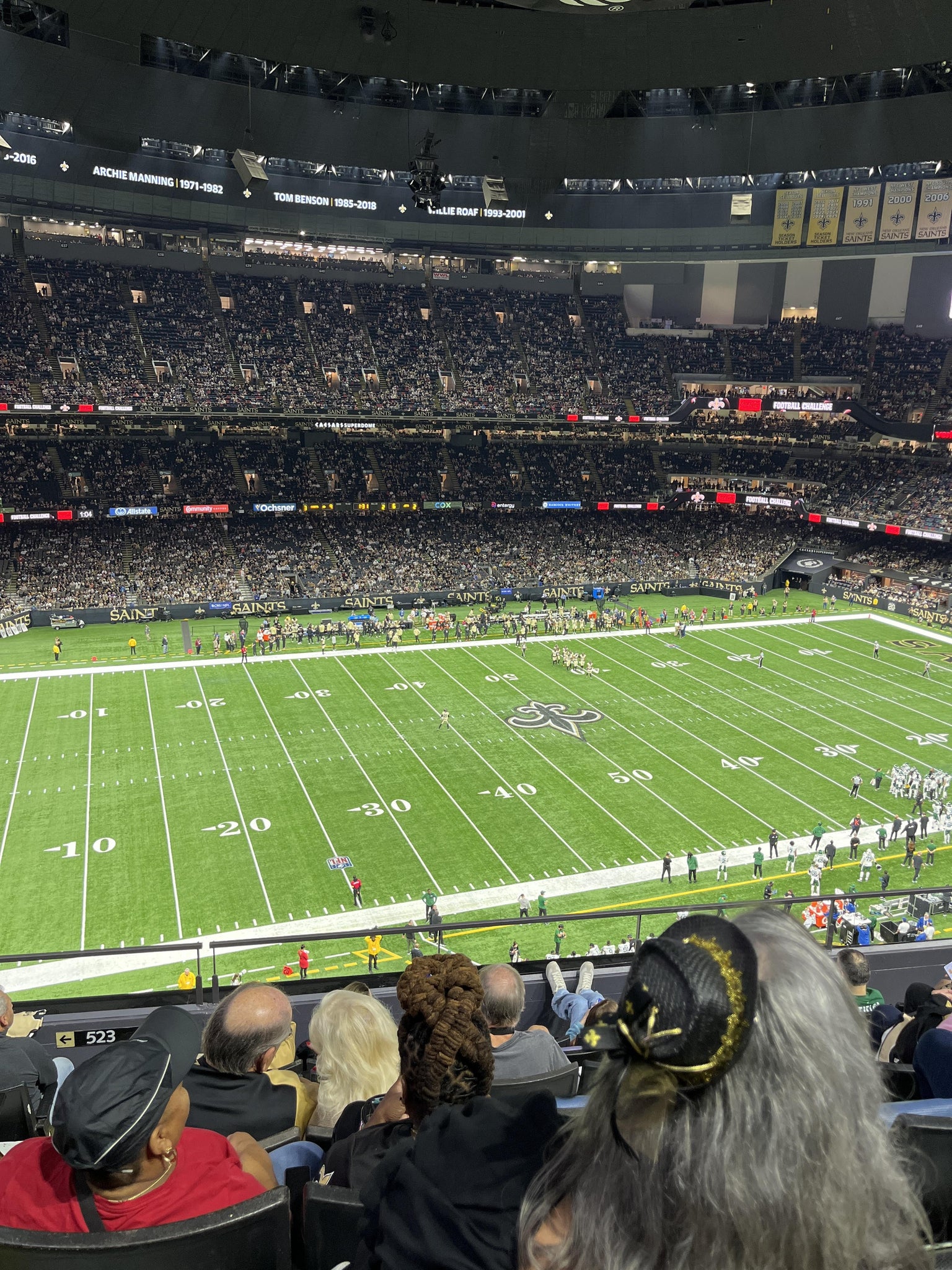Vue réelle des fans prise de la Section 617 au site Caesars Superdome par Julian M