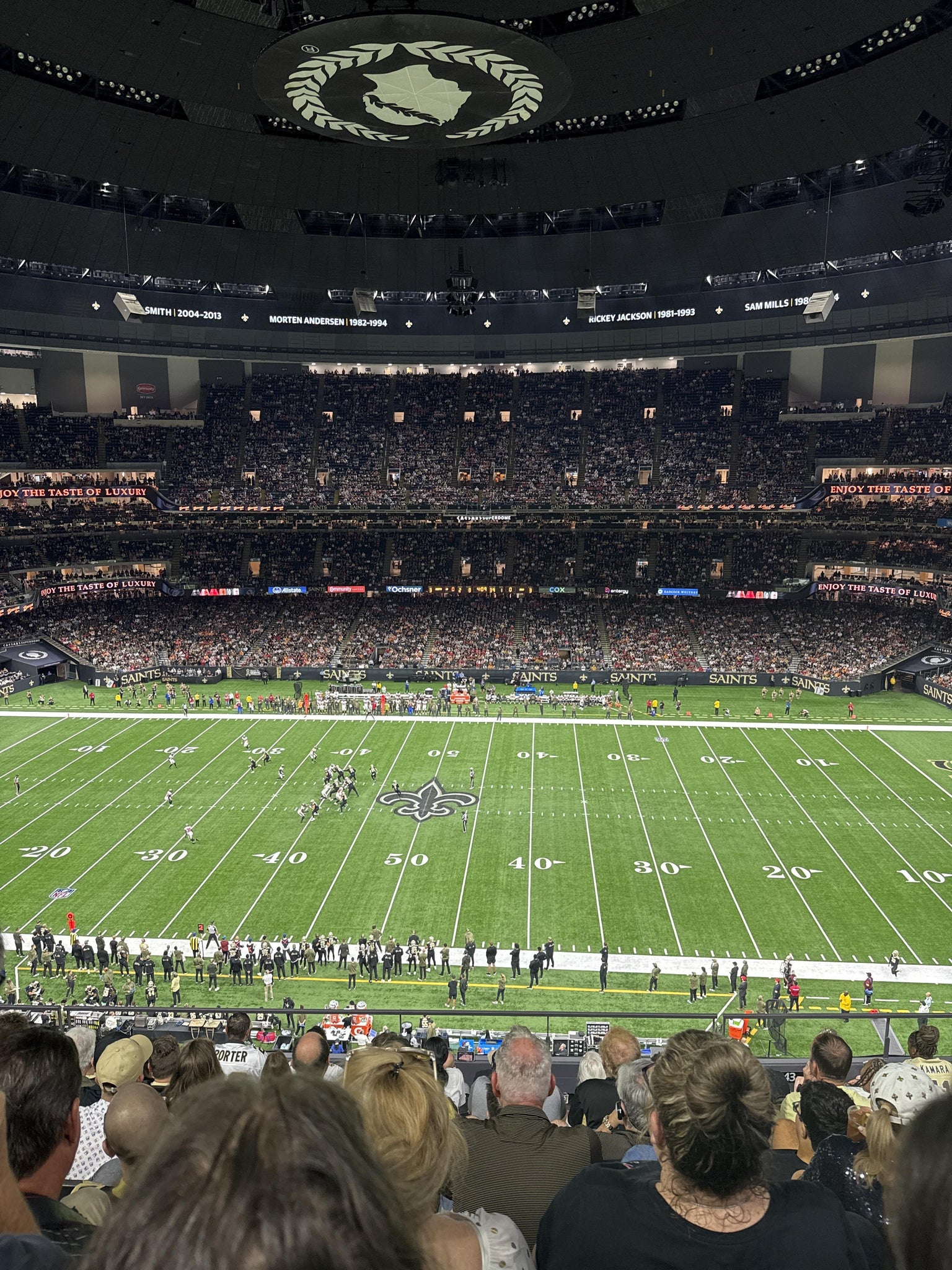 Vue réelle des fans prise de la Section 639 au site Caesars Superdome par Patrick G