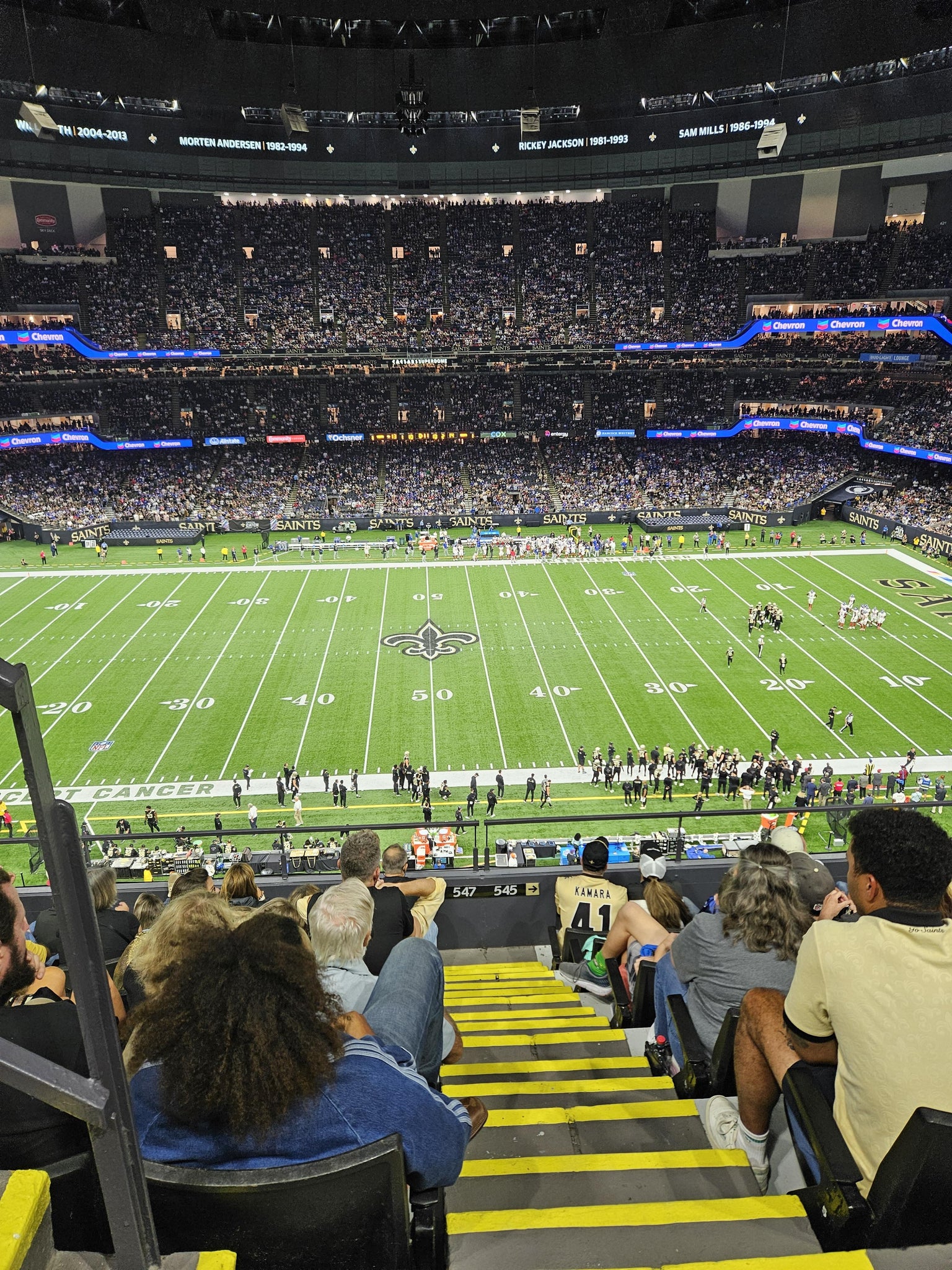 Vue réelle des fans prise de la Section 640 au site Caesars Superdome par Paul P